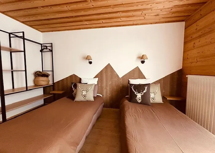 A 6 Chambres, 12 Pers. - Fr-1-676-3 *